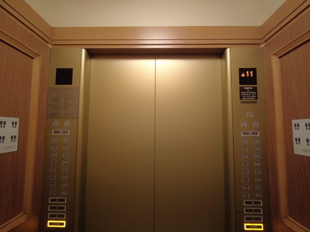浦安ブライトンホテルのエレベーター